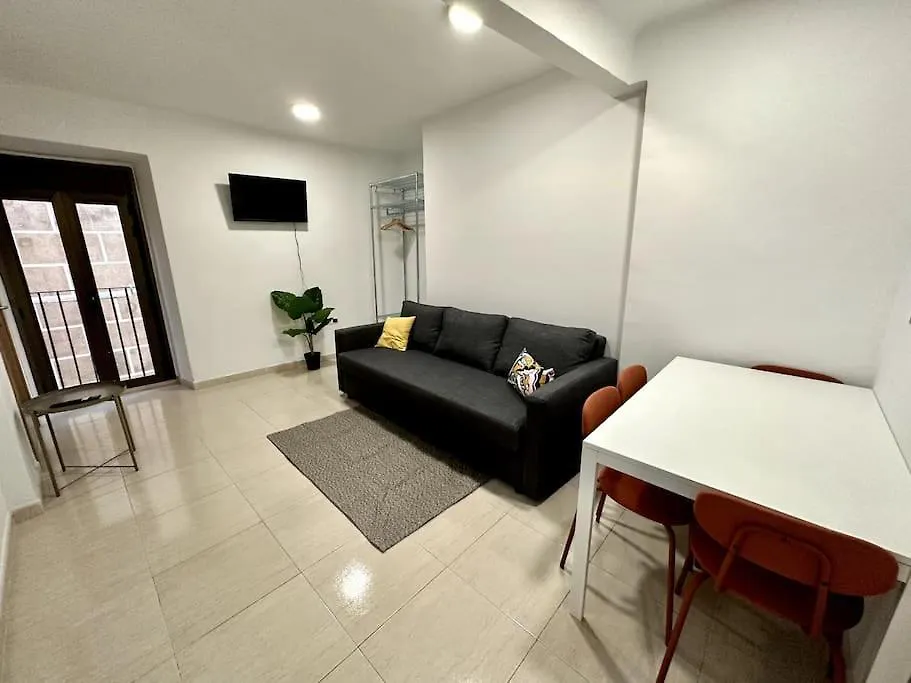 Little Horse Apartments 2 Tarragona Spain